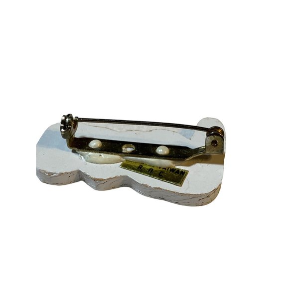 Valentine's Day LOVE Lapel Pin - Picture 7 of 8